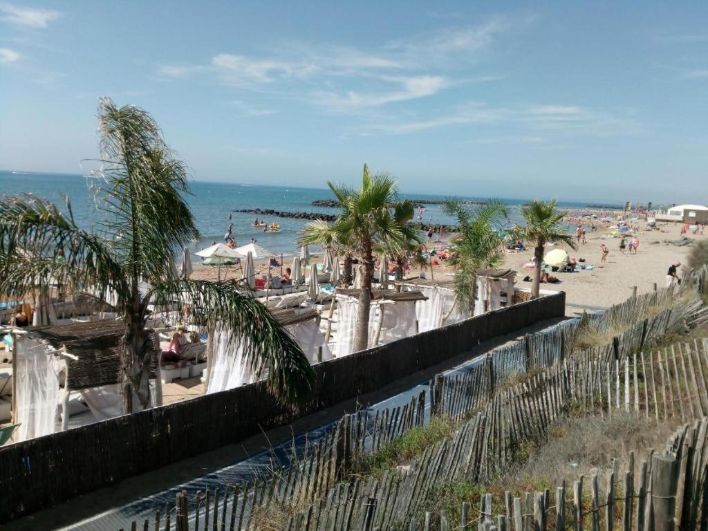 Camping Carabasse Vias Plage. Exteriör bild