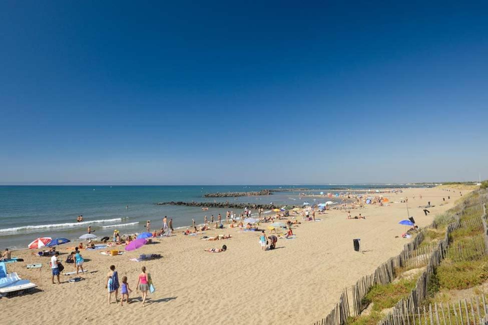 Camping Carabasse Vias Plage. Exteriör bild